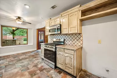 704 Whistler Drive, Arlington, TX 76006 - Photo 14