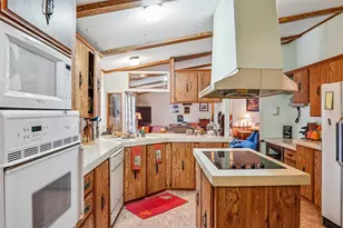 363 Oakview Rd, Gainesville, TX 76240 - Photo 20