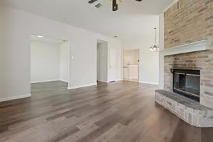 709 Catalina Dr, Lancaster, TX 75146 - Photo 4