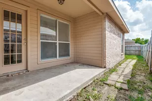 709 Catalina Dr, Lancaster, TX 75146 - Photo 20