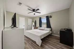 2 Finley Cir, Krum, TX 76249 - Photo 18