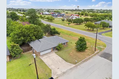 2 Finley Circle, Krum, TX 76249 - Photo 32