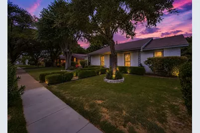 8633 Baumgarten Drive, Dallas, TX 75228 - Photo 2