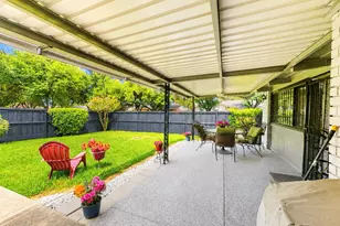 8633 Baumgarten Dr, Dallas, TX 75228 - Photo 26