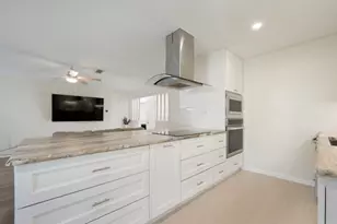 2616 Shady Brook Dr, Bedford, TX 76021 - Photo 6