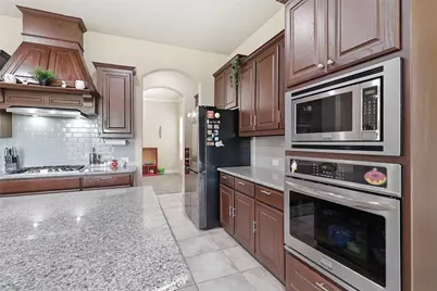 10713 Galveston Place, McKinney, TX 75071 - Photo 6