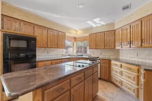 1208 Oriental Ave, Arlington, TX 76011 - Photo 22