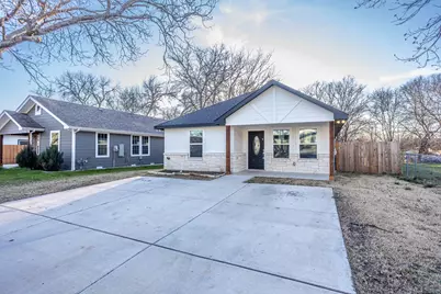 815 Ritchey Street, Gainesville, TX 76240 - Photo 2