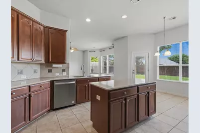 221 Westminister Avenue, Murphy, TX 75094 - Photo 16