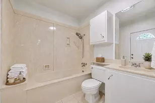 8955 Boundbrook Ave, Dallas, TX 75243 - Photo 18