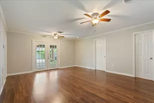 5600 Lake Highlands Dr, Waco, TX 76710 - Photo 14