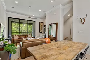 2157 Wenge Ln, Dallas, TX 75219 - Photo 2