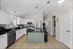 1436 Broken Spoke Ct, Fort Worth, TX 76131 - Photo 6