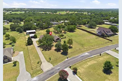109 Crestwood Lane, Springtown, TX 76082 - Photo 36