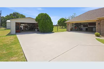 109 Crestwood Lane, Springtown, TX 76082 - Photo 22