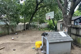 1114 Edwards Cir, Dallas, TX 75224 - Photo 28
