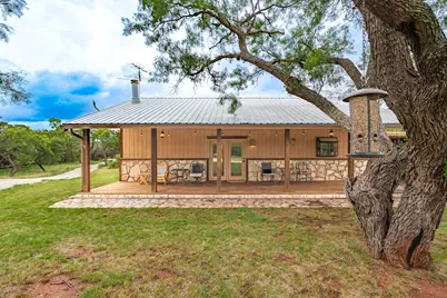 141 Pennington Street #B, Buffalo Gap, TX 79508 - Photo 2