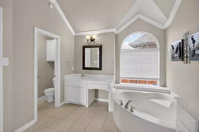 2848 Gillespie Lane, Grand Prairie, TX 75052 - Photo 30