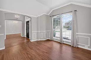 2848 Gillespie Ln, Grand Prairie, TX 75052 - Photo 6
