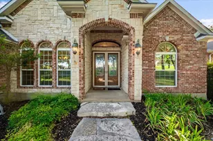 2643 Creekwood Dr, Cedar Hill, TX 75104 - Photo 4