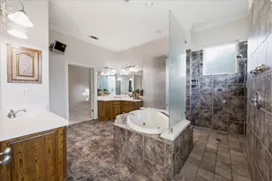 2643 Creekwood Dr, Cedar Hill, TX 75104 - Photo 22