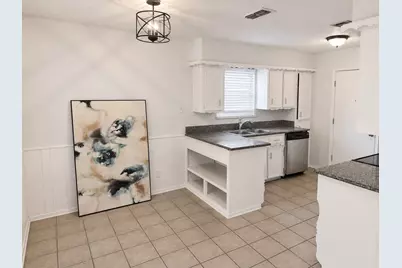 5410 Kings Manor Drive, Lake Dallas, TX 75065 - Photo 8