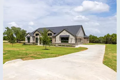 2033 Preserve Trail, Weatherford, TX 76087 - Photo 2