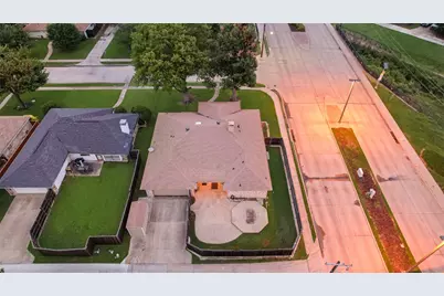 800 Brownfield Drive, Mesquite, TX 75150 - Photo 30