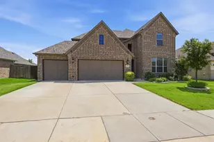 212 Lillian Ln, Waxahachie, TX 75165 - Photo 2