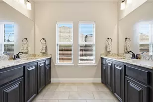 212 Lillian Ln, Waxahachie, TX 75165 - Photo 20