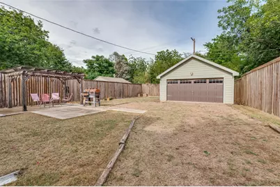 526 S Edgefield Avenue, Dallas, TX 75208 - Photo 38