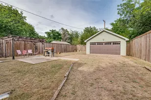 526 S Edgefield Ave, Dallas, TX 75208 - Photo 38