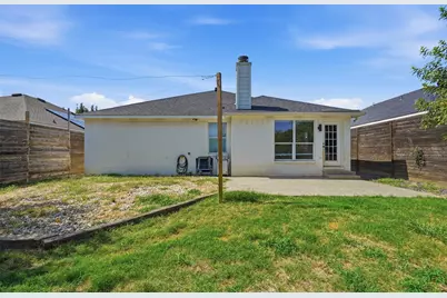 417 Shadow Grass Avenue, Fort Worth, TX 76120 - Photo 36