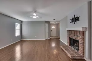 1817 Kittredge Way, Fort Worth, TX 76247 - Photo 4