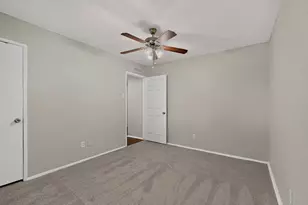 433 Solitude Dr, Garland, TX 75043 - Photo 36