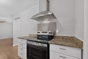 433 Solitude Dr, Garland, TX 75043 - Photo 18