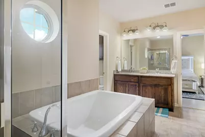 220 Sir Brine Drive, Lewisville, TX 75056 - Photo 22