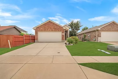 2140 Sweetwood Drive, Fort Worth, TX 76131 - Photo 2