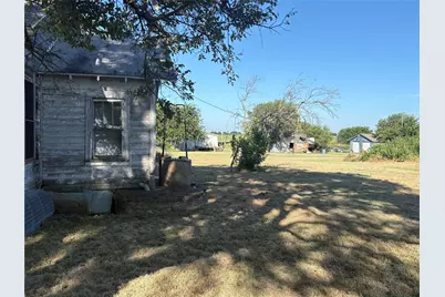 10847 Elk Road, Axtell, TX 76624 - Photo 30