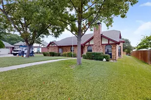 4902 Van Ness St, Garland, TX 75043 - Photo 2
