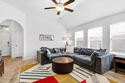 5325 Brentlawn Drive, Fort Worth, TX 76179 - Photo 6