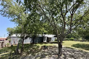 100 E Austin St, Leonard, TX 75452 - Photo 4