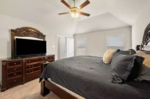 400 Hummingbird Trail, Crowley, TX 76036 - Photo 16