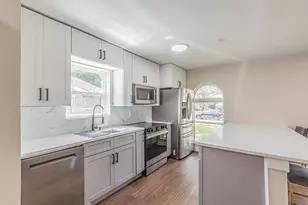 1214 Winterwood Dr, Lewisville, TX 75067 - Photo 10
