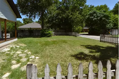 403 N Gaither Street, Glen Rose, TX 76043 - Photo 12