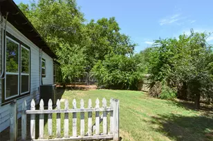 403 N Gaither St, Glen Rose, TX 76043 - Photo 14