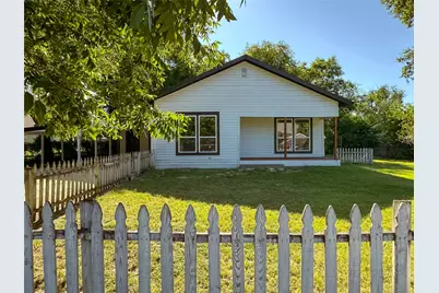 403 N Gaither Street, Glen Rose, TX 76043 - Photo 2