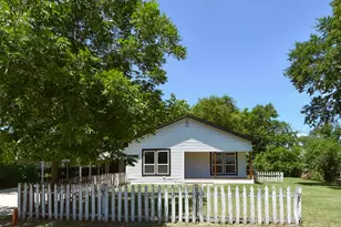 403 N Gaither St, Glen Rose, TX 76043 - Photo 10