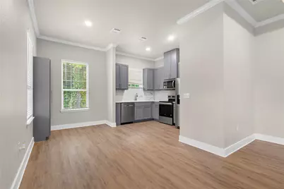 401 S 4th Street, Bonham, TX 75418 - Photo 8
