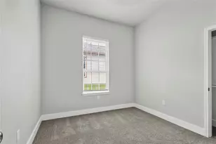 401 S 4th St, Bonham, TX 75418 - Photo 20